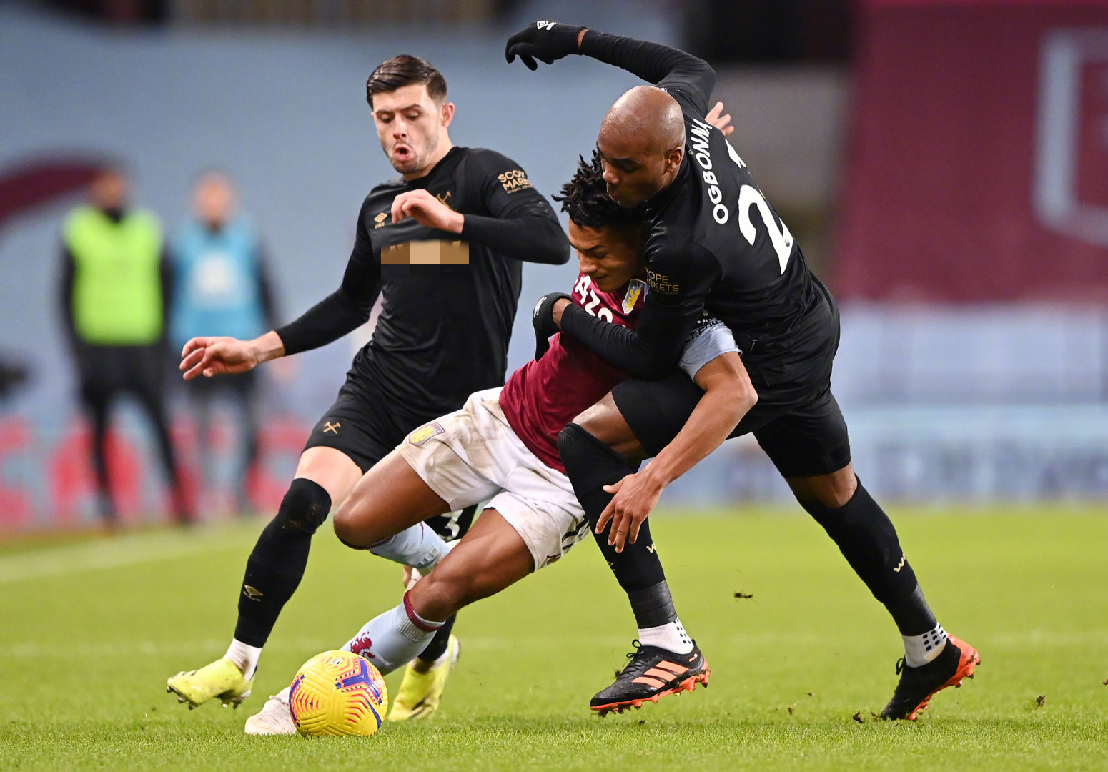 多方面的关 多方面的关